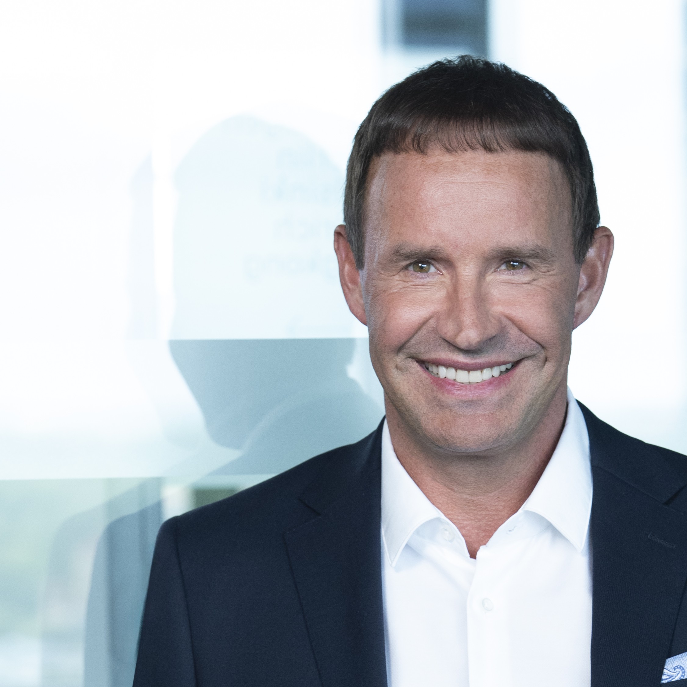Dr. Stefan Haas